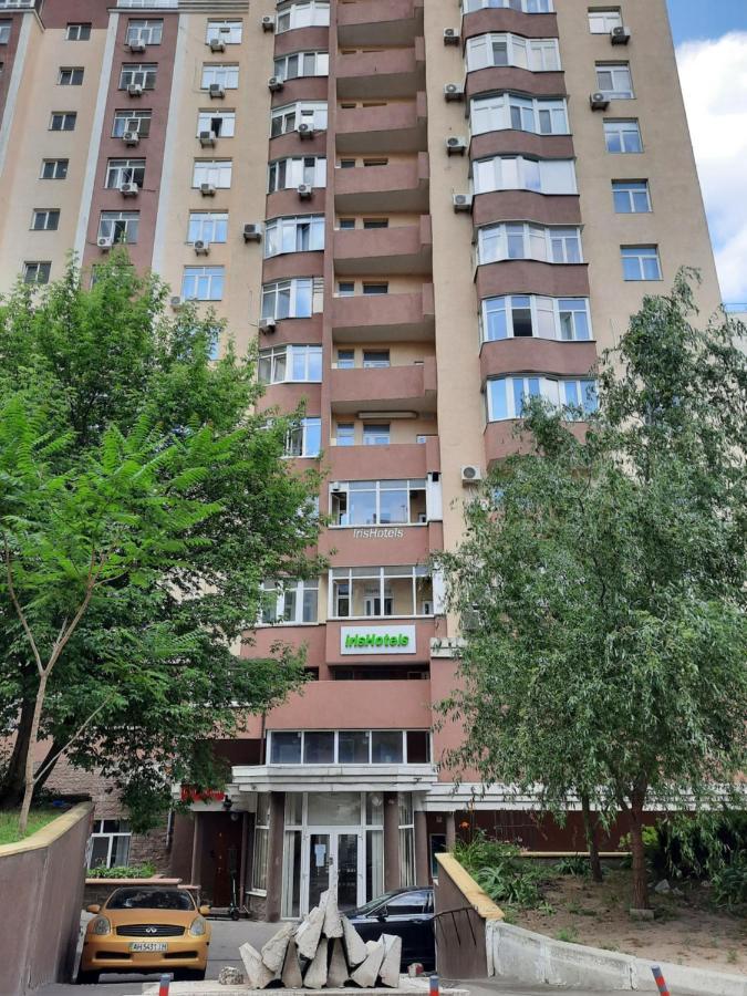 Прекрасная Комфортная Квартира В Центре Киева Рядом С Жд Вокзалом Метро Вокзальная И Университет Екстериор снимка